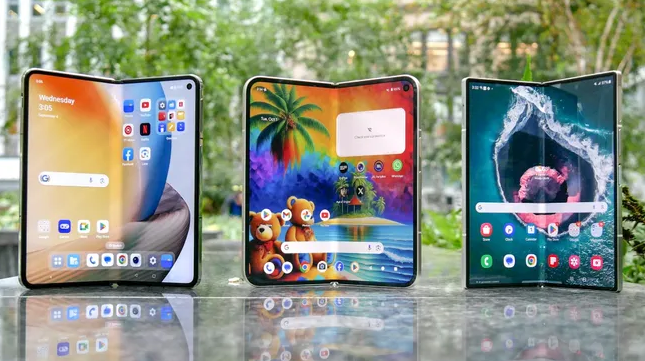 Xep-hang-smartphone-man-hinh-gap-tot-nhat-nam-2025-annotation-2025-10-14-134904-1760431582-556-width645height361